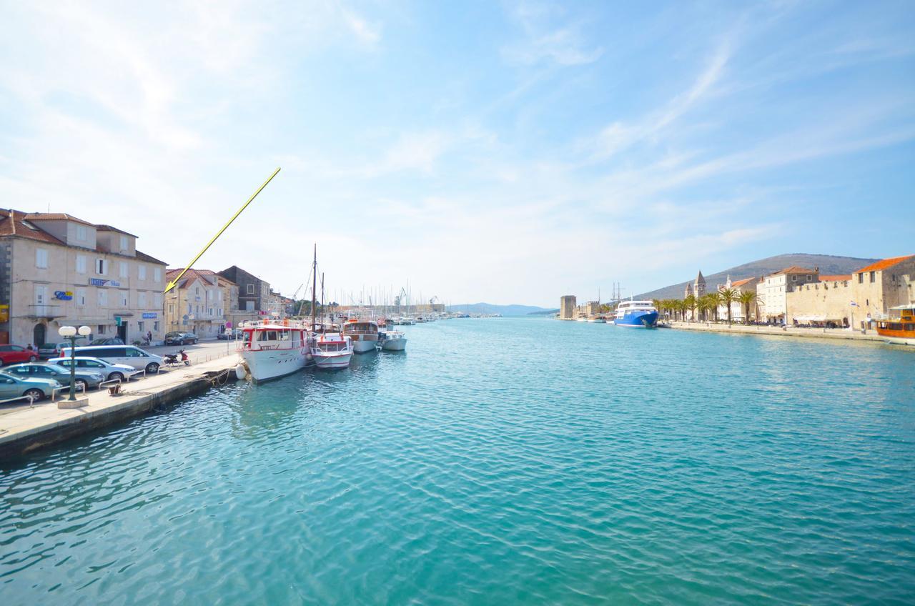 Rooms Villa Liza Trogir Exterior photo