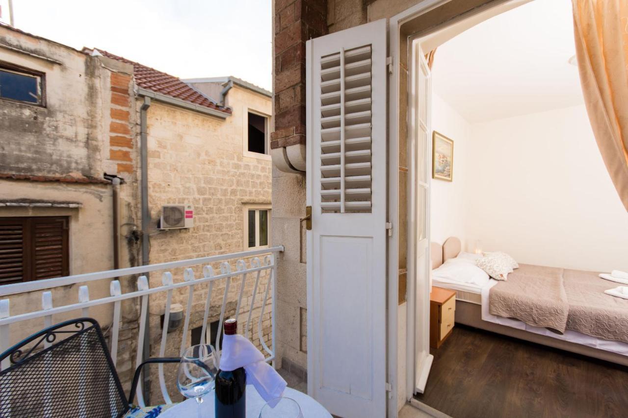 Rooms Villa Liza Trogir Exterior photo