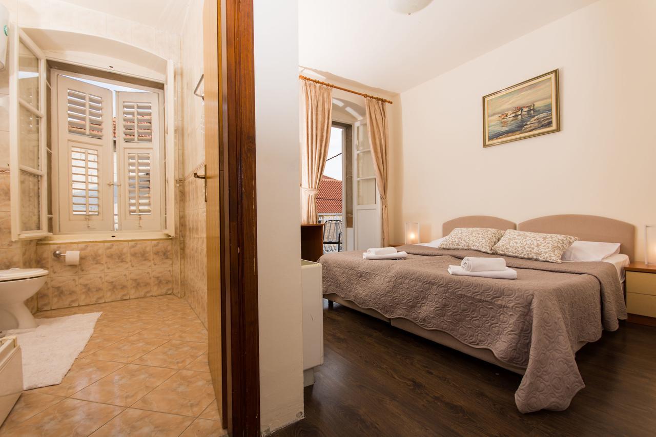 Rooms Villa Liza Trogir Exterior photo